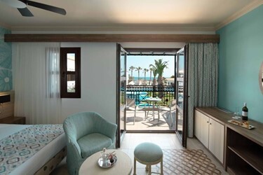 Double Bungalow Sea View