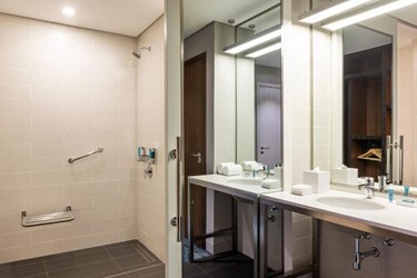 Aloft Room Guest room 1 King