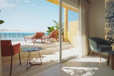 Side Sea View Sharing Pool Double