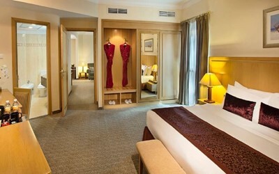 Season Suite