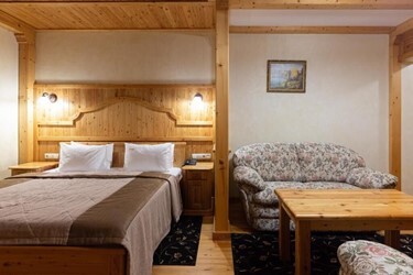 Напівлюкс з балконом