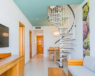 Duplex Balcony or Terrace, Garden View, Pool View