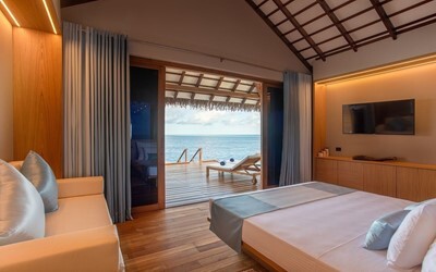 Sunset Water Bungalow Jacuzzi