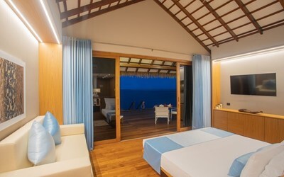 Sunset Water Bungalow Jacuzzi