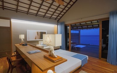 Sunset Water Bungalow Jacuzzi