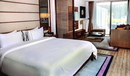 One-Bedroom Suite with Private Pool 