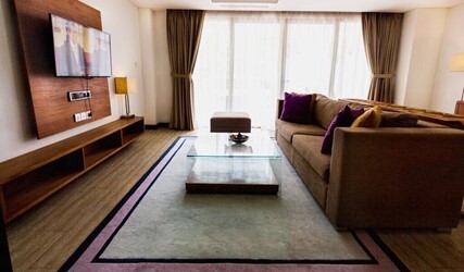 One-Bedroom Suite with Private Pool 