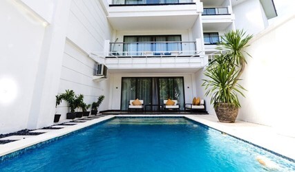 One-Bedroom Suite with Private Pool 