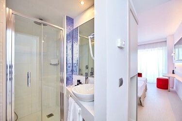 Double/Twin Standard Room