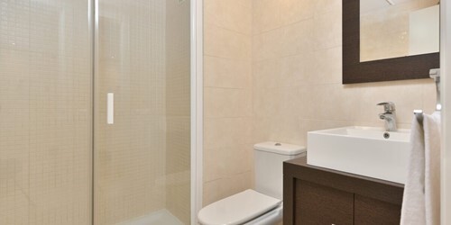 2 Bedroom Apartment Side Sea View