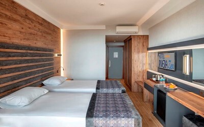 Economy Room