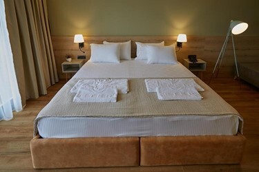 Deluxe Room Side Sea View