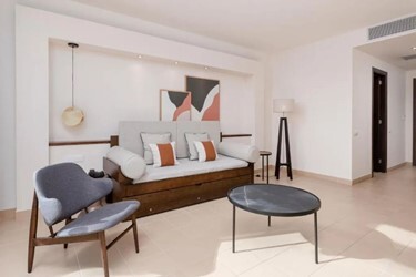 Suite Room