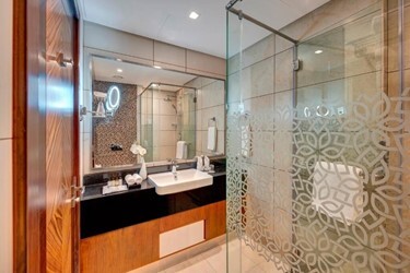 1 Bedroom Apartment – City View