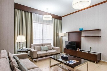 Deluxe Three Bedroom Apartment