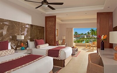 Deluxe Pool Terrace