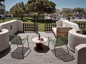 Evergreen Deluxe with Terrace or Balcony