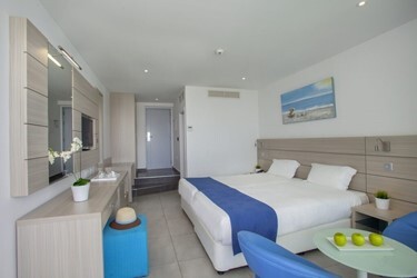 Deluxe Twin Room Sea View