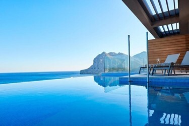 Deluxe Double Room Swim Up Side Sea View (Residences Area)