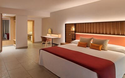 Suite Balcony or Terrace, Superior Sea View