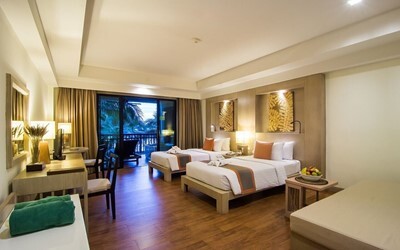Sea View Grande Deluxe Buildinq
