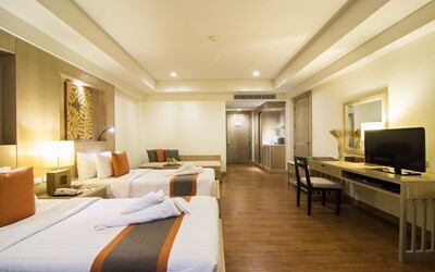 Sea View Grande Deluxe Buildinq