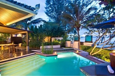 Beachfront Pool Villa