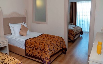Superior Comfort Room