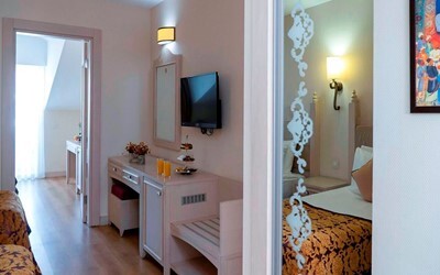 Superior Comfort Room