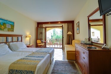 Double Room with Pool View