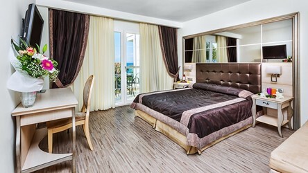 Double Room Superior with Sea View