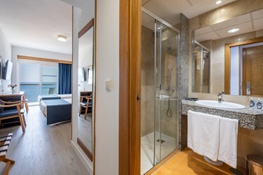 Superior Sea View Room