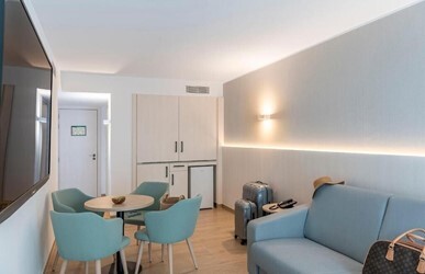 Suite 2 Bedrooms