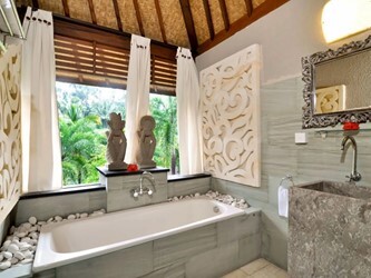 HONEYMOON / TANTRA SUITE