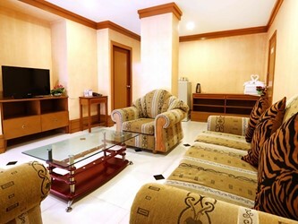 Senior Suite (3 Bedrooms)