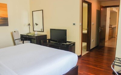 1 Bedroom Suite Fountain View