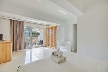 Double Room Comfort with Garden View