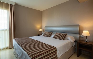 2 Bedroom Suite