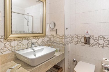 Jacuzzi Standard Room