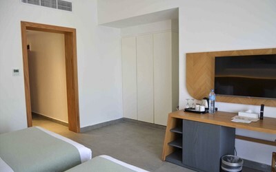 Superior Pool View Room