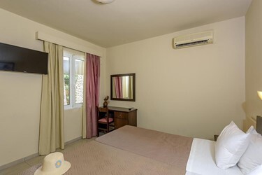 1-Bedroom Apartment Garden View
