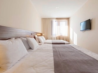 Quadruple room Front view