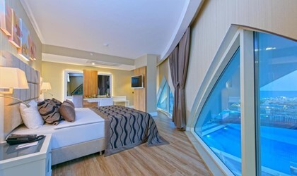 Selection Suite Room