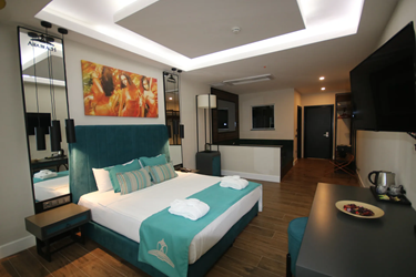 Selection Suite Room