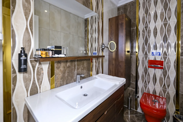 Selection Suite Room