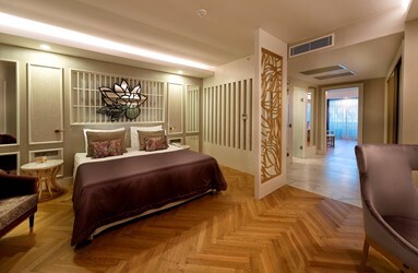 Family Room Land Side