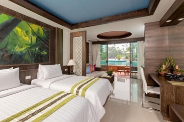 Grand Deluxe Room with Pool Access