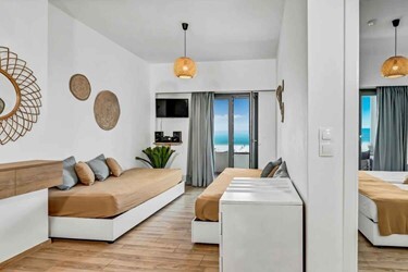Junior Suite Sea View (Bedroom and Living Room) A/C