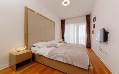 LUX APP 2 BED ROOM SV