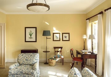 Deluxe Suites